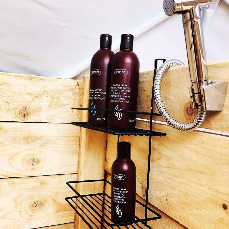 티바트 Glamping Peninsula Lustica Rose 빌라 외부 사진