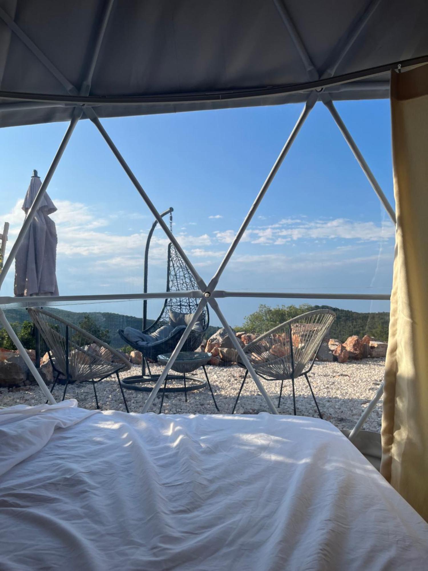 티바트 Glamping Peninsula Lustica Rose 빌라 외부 사진