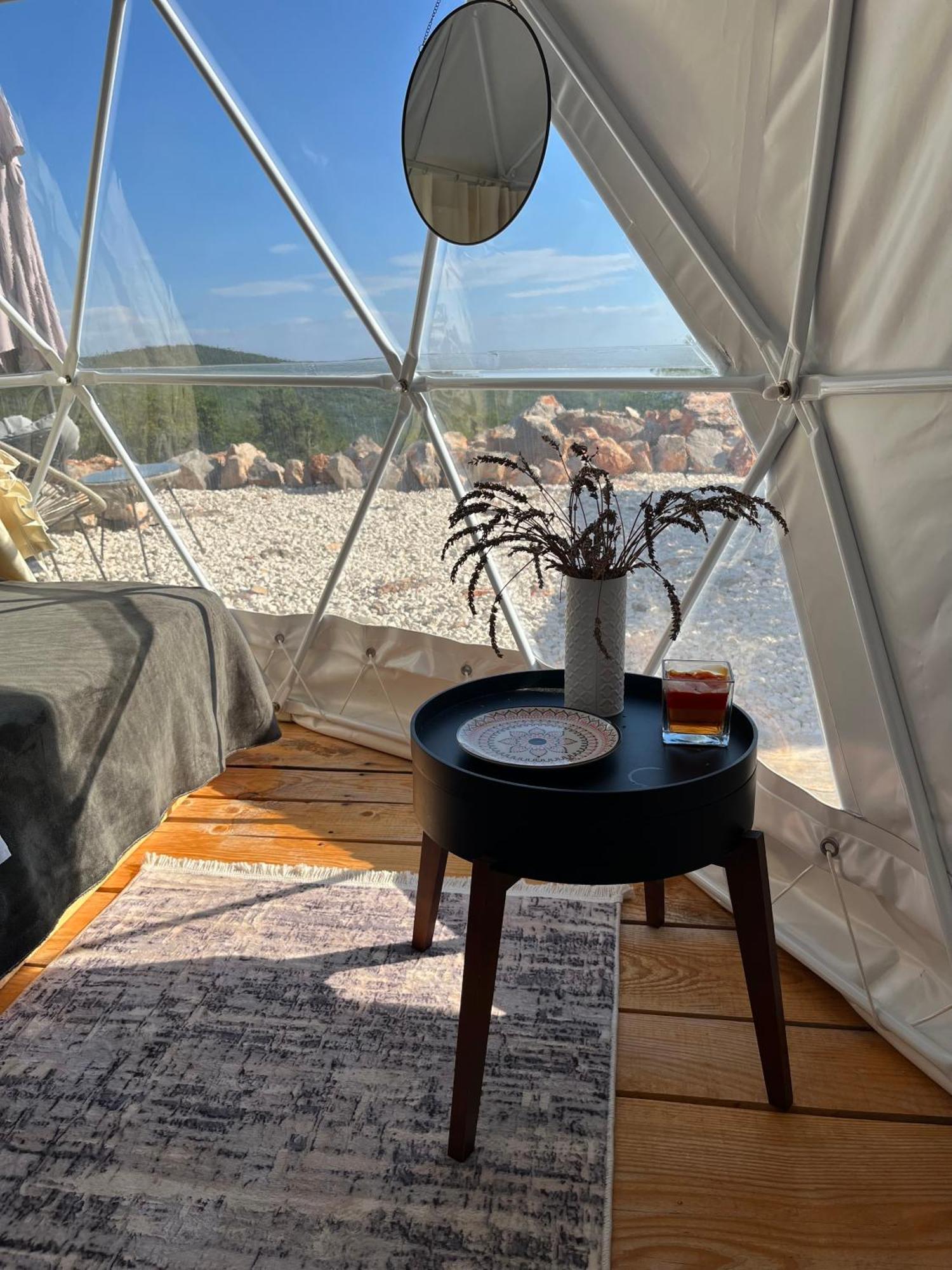 티바트 Glamping Peninsula Lustica Rose 빌라 외부 사진